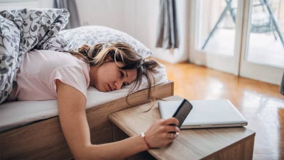 5 Kebiasaan yang Dapat Merusak Kinerja Otak